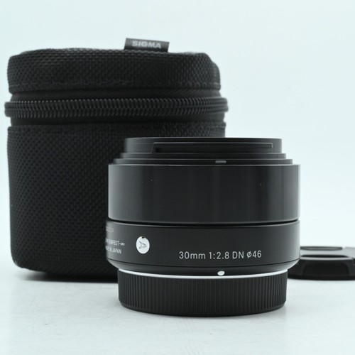 Sigma art 8 dn - f2.8,
